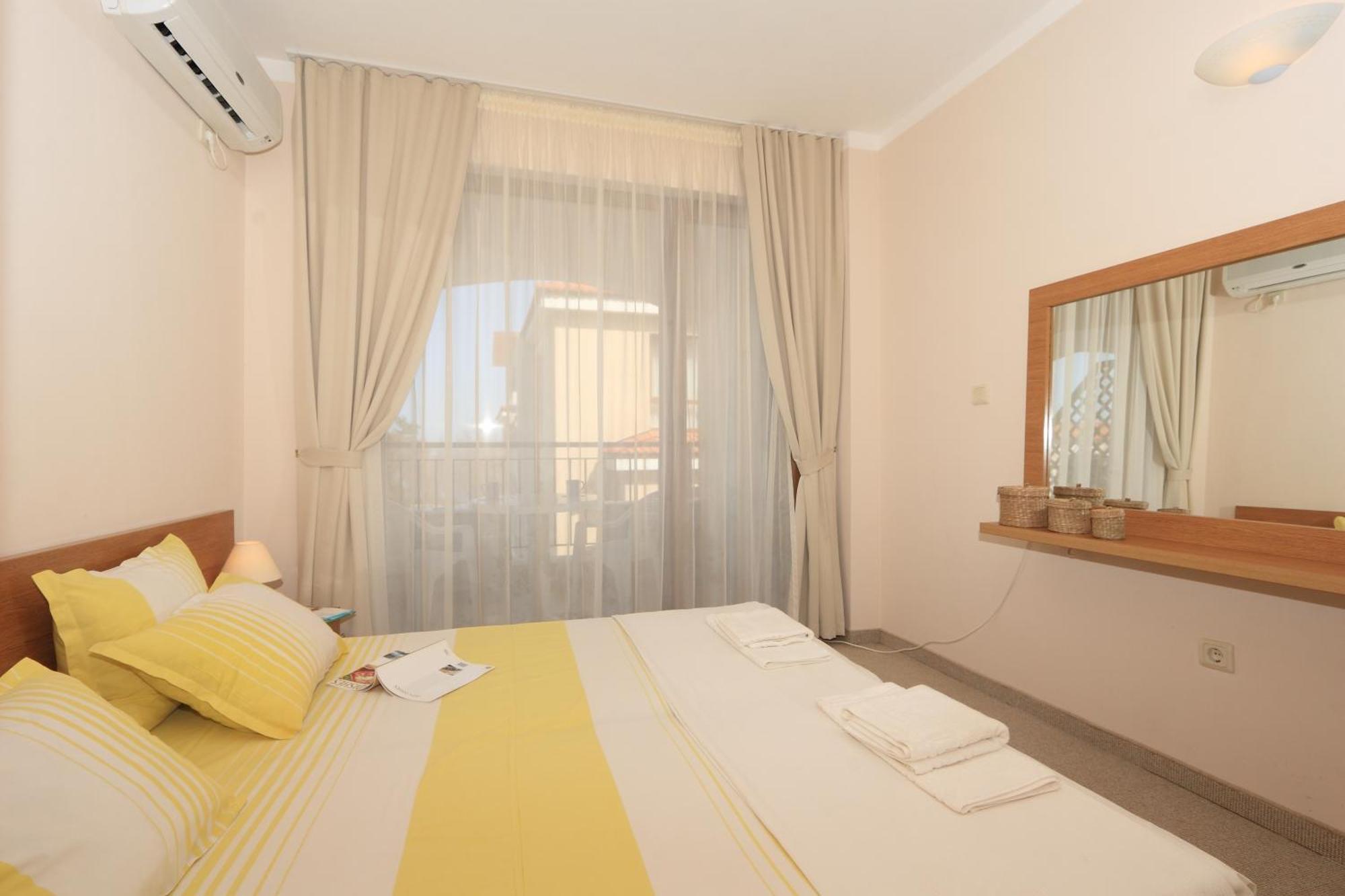 Bay Apartments Созополь Номер фото